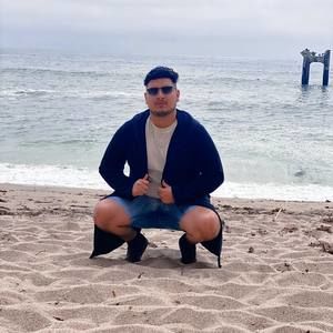 Meet your Posher, Alex